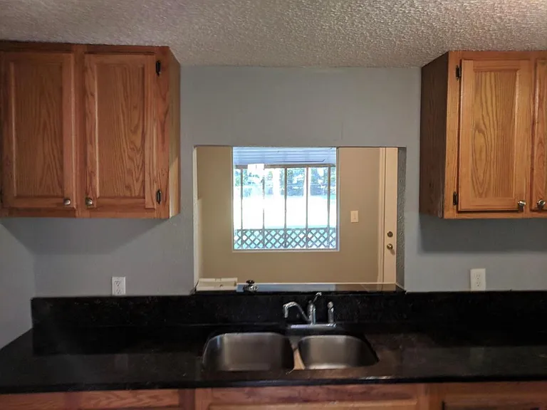 1116 Shady Rest Rd — Photo 12