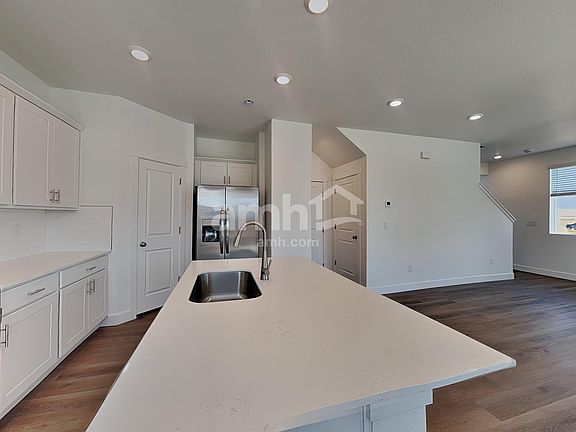 4th image of 10038 Atchinson Ct