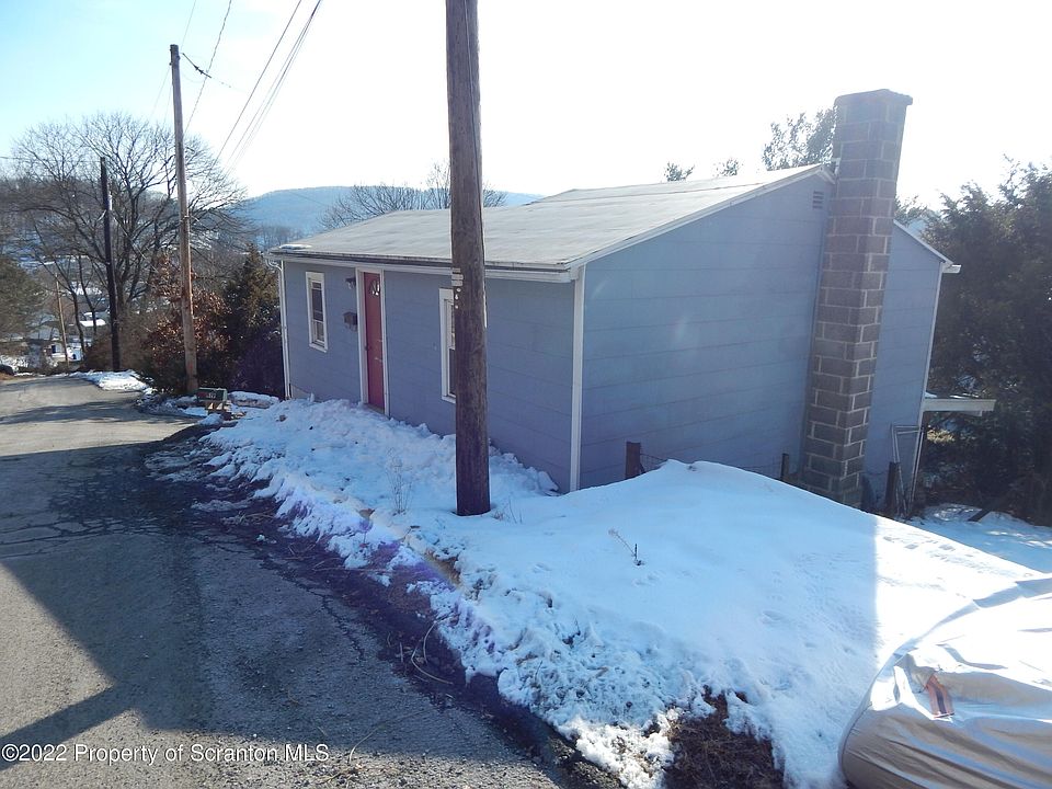 819 Nepolt St, Pottsville, PA 17901 Zillow