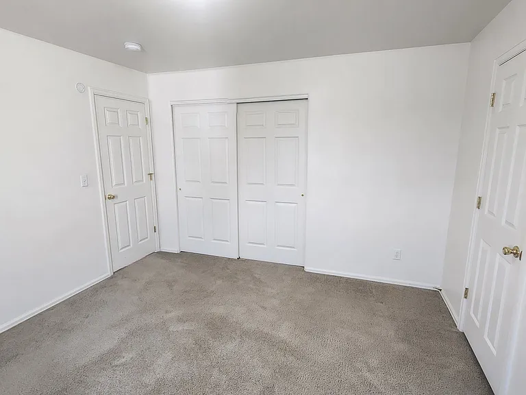 812 Barnwood Rd — Photo 13