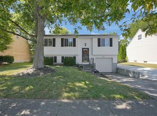 3945 Three Rivers Dr, Groveport, OH 43125