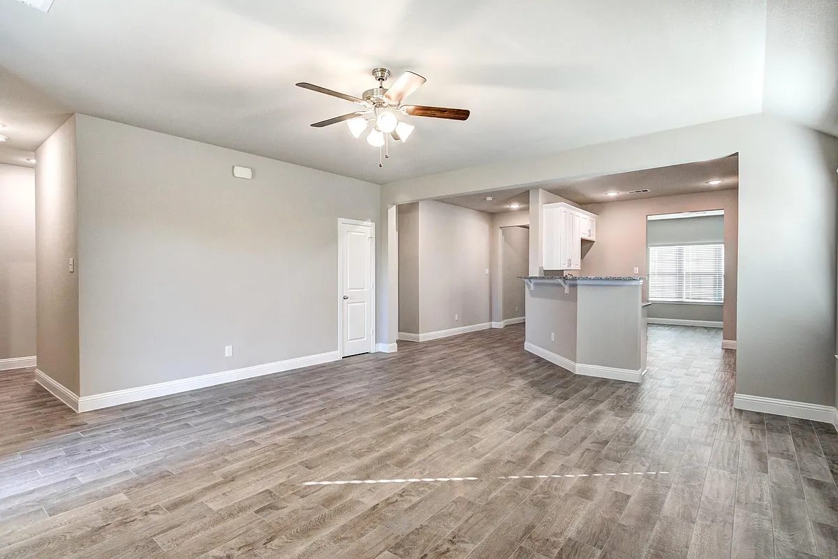 Building Photo - 2278 Templin Ave