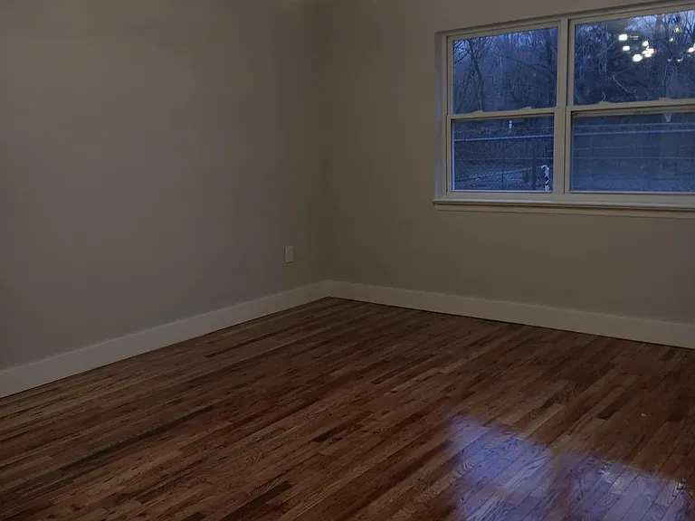 River Edge Apartments — Photo 108