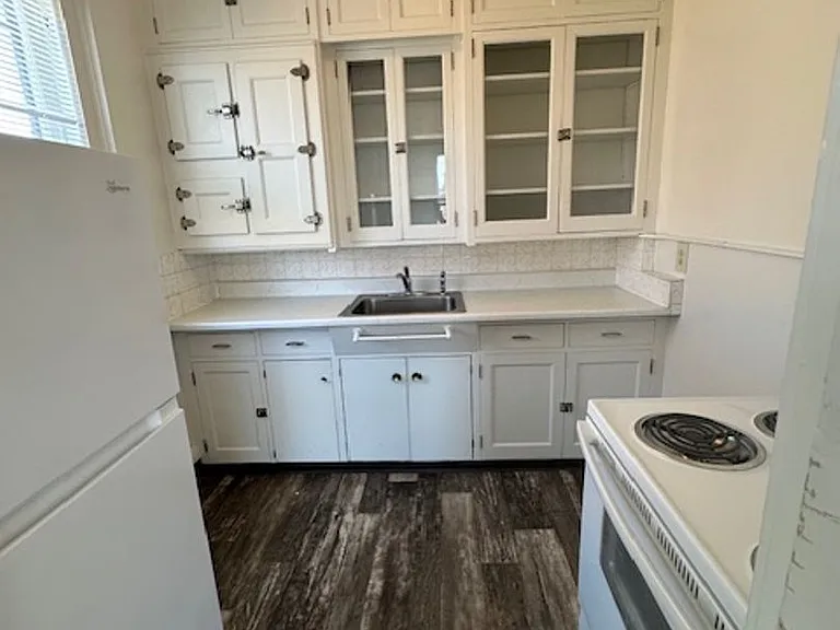 Curry apartments — Photo 5
