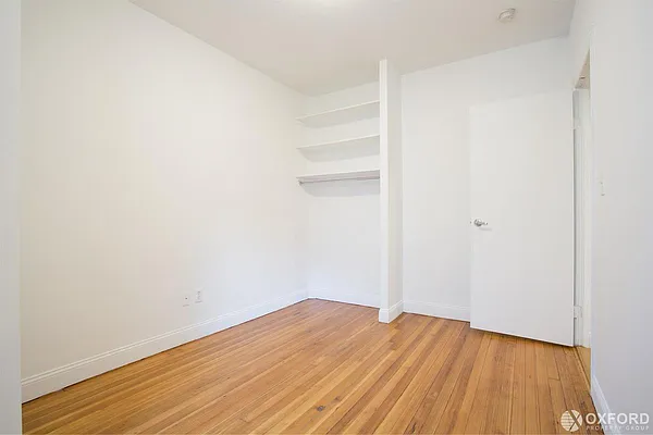 Rented by Oxford Property Group | media 51