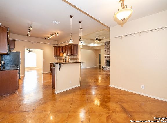 5th image of 615 A St