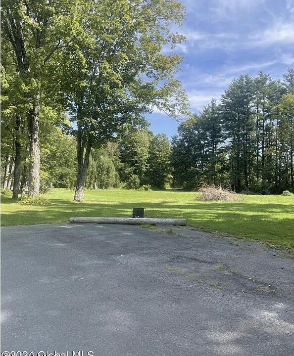 2nd image of 1014 NYS Route 50 - Saratoga Road