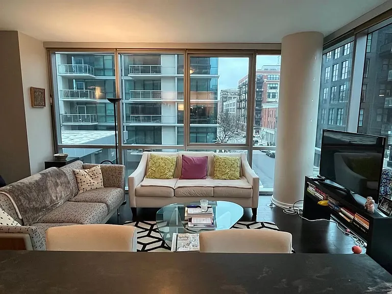 123 S Green St #308B — Photo 16