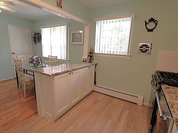 3rd image of 22 Atherton Ct #22B