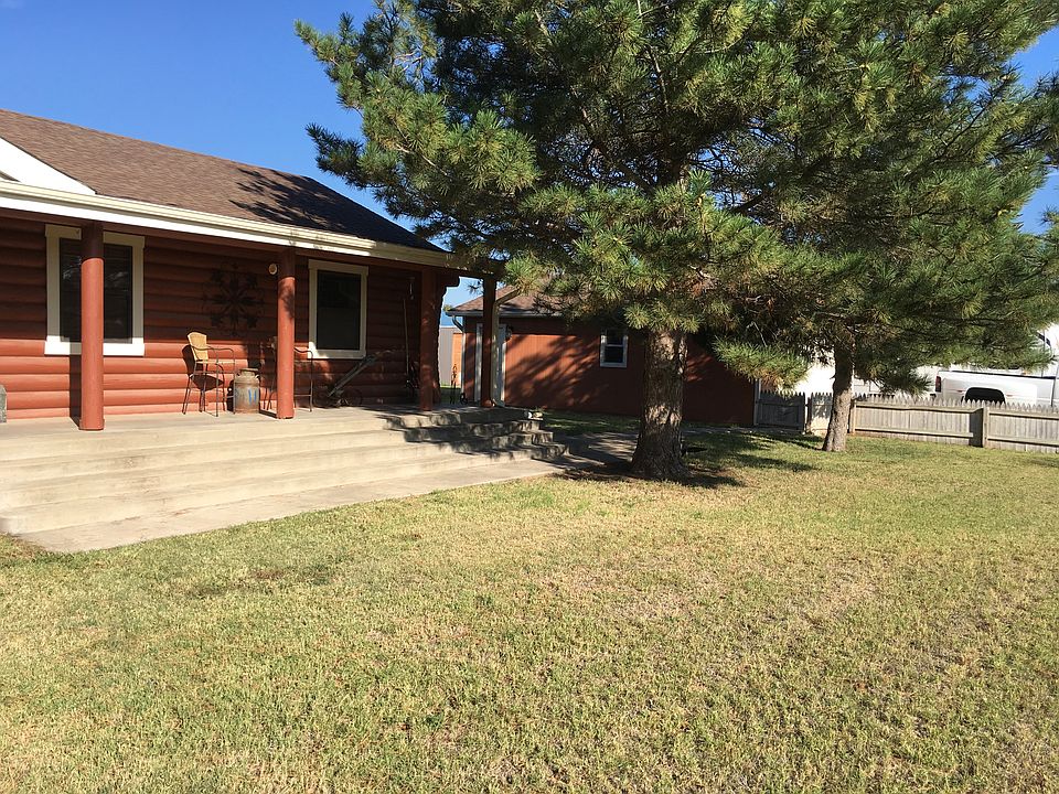 1st image of 416 Mesquite Dr