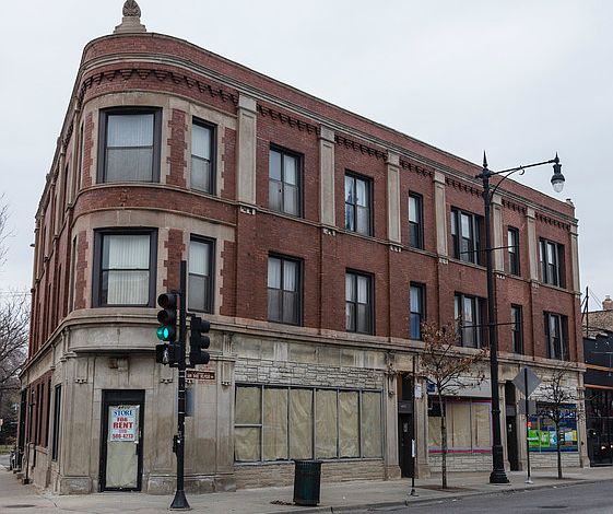 1st image of 4406 N Milwaukee Ave #2