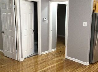 7026 S Cregier Ave APT E2, Chicago, IL 60649