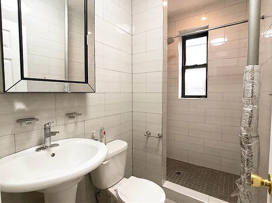 Rented by Yup Realty LLC | media 7