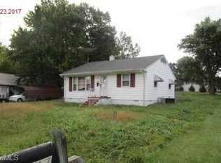 1719 Oklahoma Ave, Burlington, NC 27217