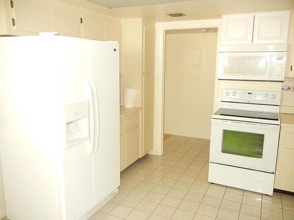 5th image of 1030 Us Highway 1 APT 310