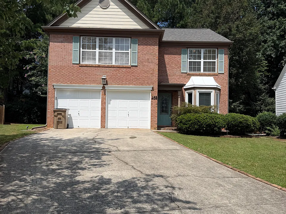 485 Chippenham Ct