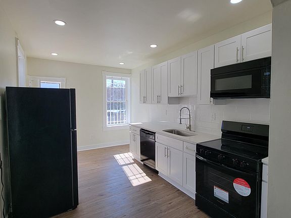 4th image of 637 S Paca St APT B