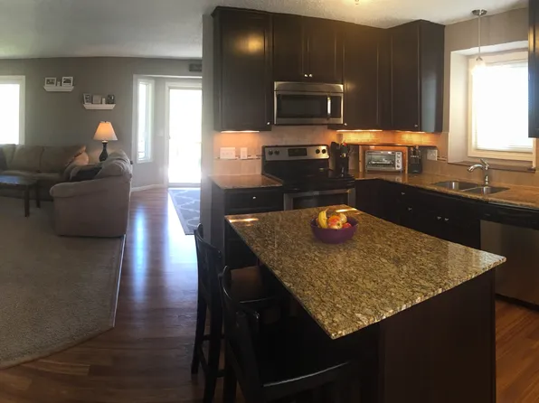 5110 92nd Cres N, Brooklyn Park, MN 55443