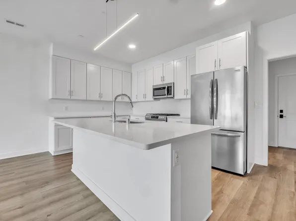 9352 South Alder PLACE #104, Oak Creek, WI 53154