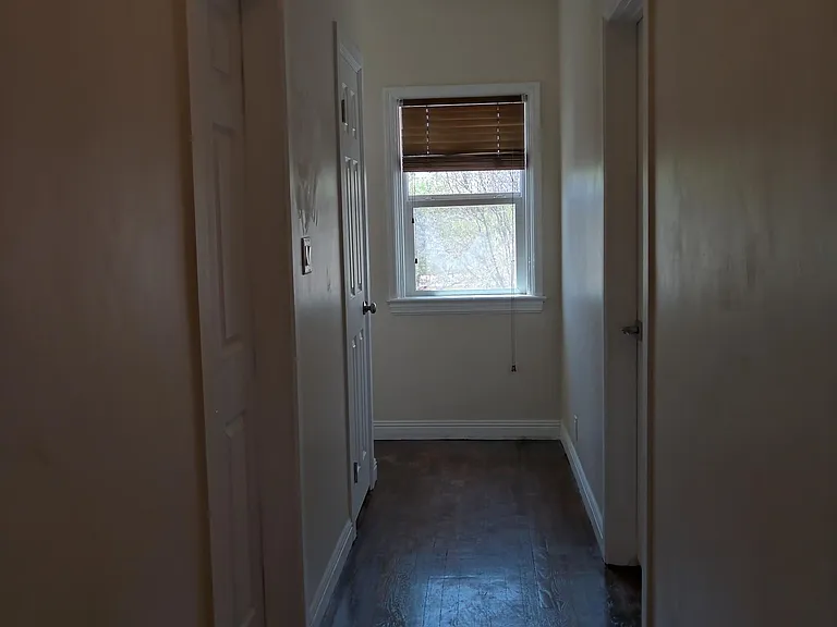 1321 E Mabel St — Photo 57