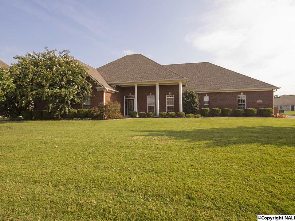 1st image of 110 Morey Dr