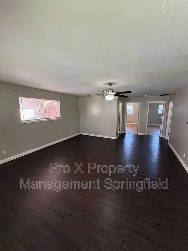 2 bed, 2.0 bath, $895 — Photo 2