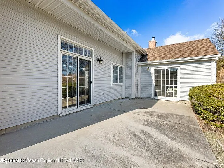 48 Rutland Ln — Photo 18
