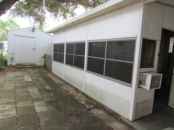 4th image of 5595 E Irlo Bronson Memorial Hwy #18