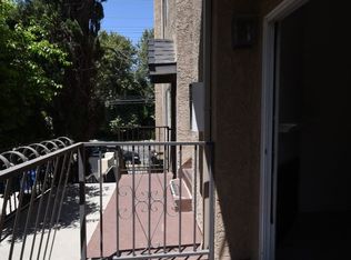 11434 Moorpark St #17655180, North Hollywood, CA 91602