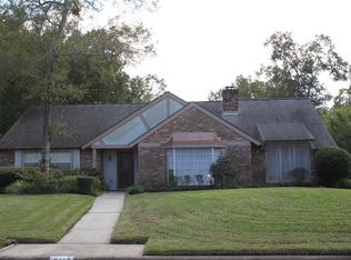4118 Rolling Green Dr, Seabrook, TX 77586