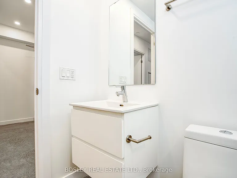 41 River St #22 — Photo 6