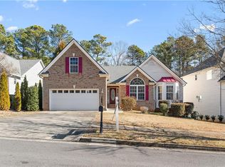 672 Castlebottom Dr, Lawrenceville, GA 30045