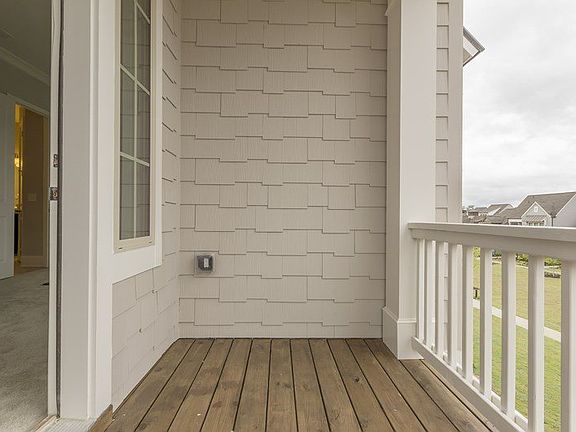 ExteriorRear