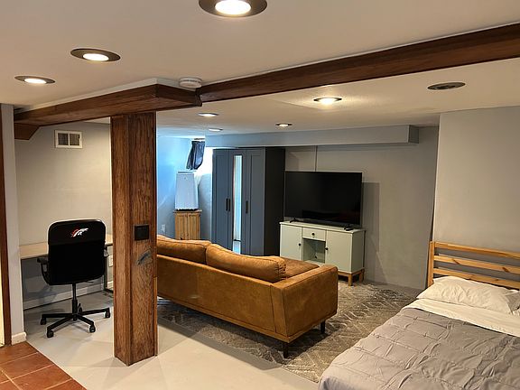 3rd image of 1428 E Evans Ave #1/2