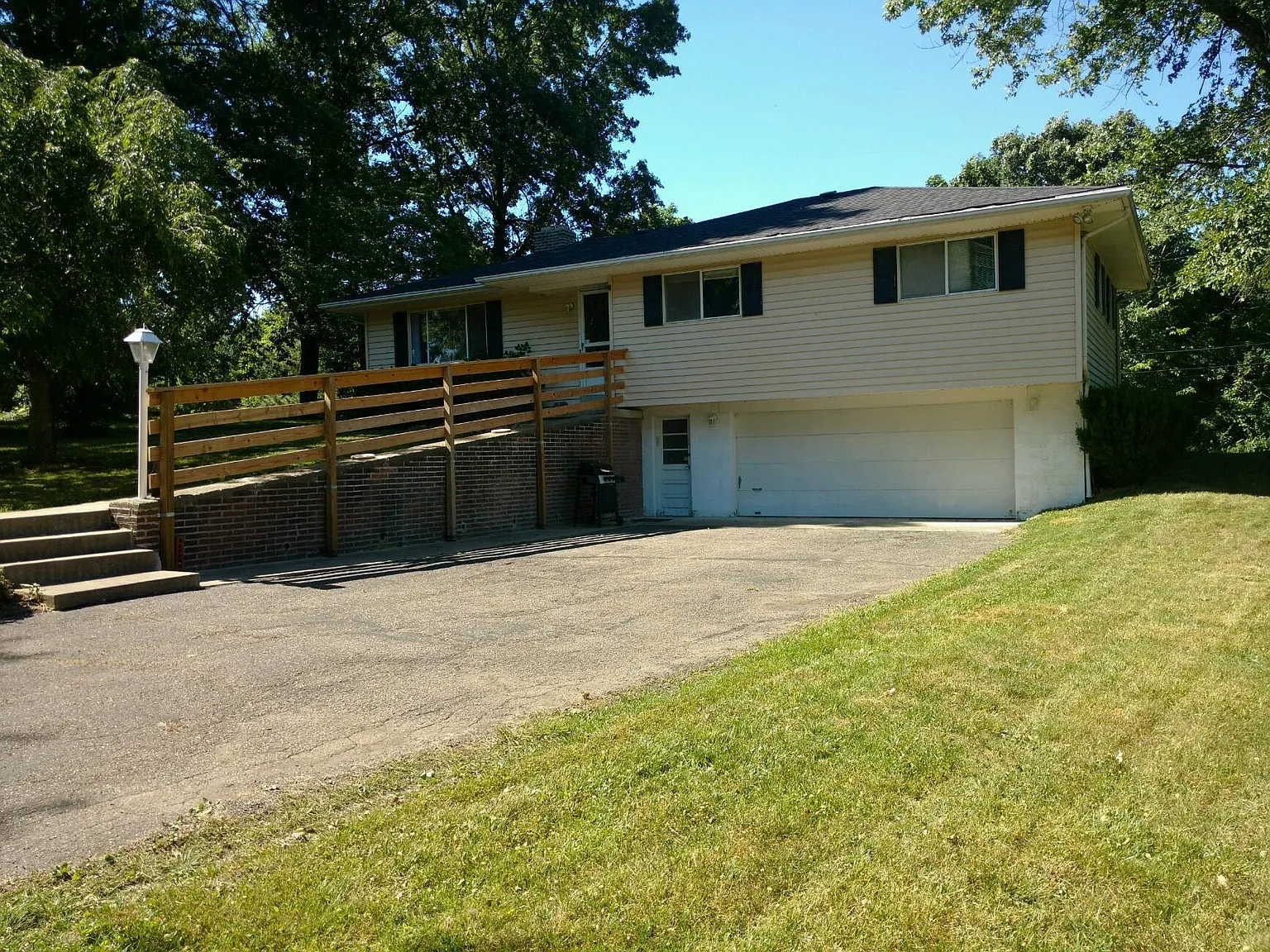 18 Pine Village Dr photo 1