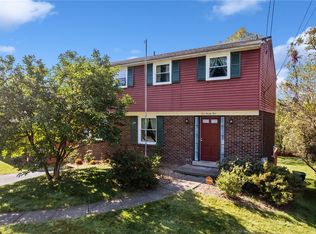 525 Twin Oak Dr, Pittsburgh, PA
