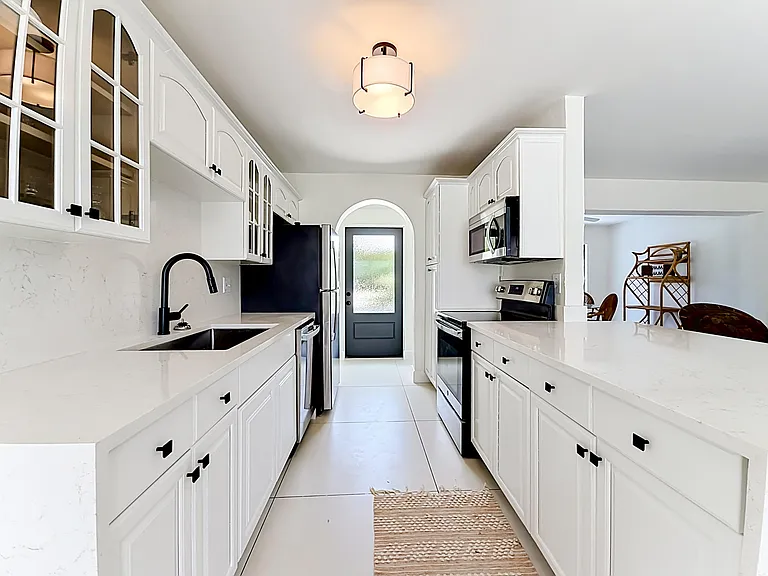 3234 Daytona Dr — Photo 7