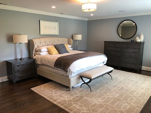 Huge Master Overlooks Course