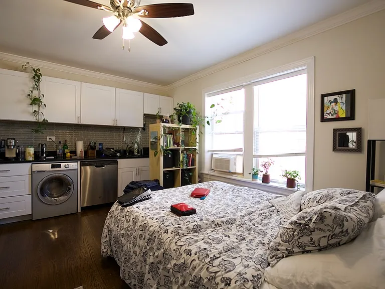 2129 N Dayton St #403 — Photo 12