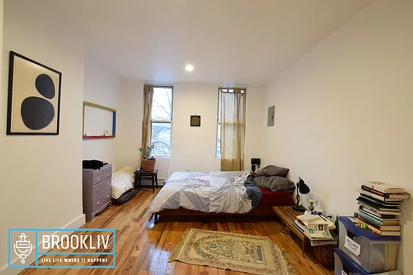 Rented by null | media 5