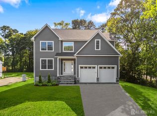 571 Marlboro Rd, Old Bridge, NJ 08857