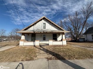 515 E State St, Centerville, IA 52544