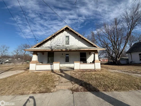 515 E State St, Centerville, IA 52544