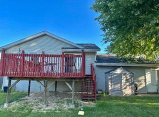 415 E Pells St, Paxton, IL 60957