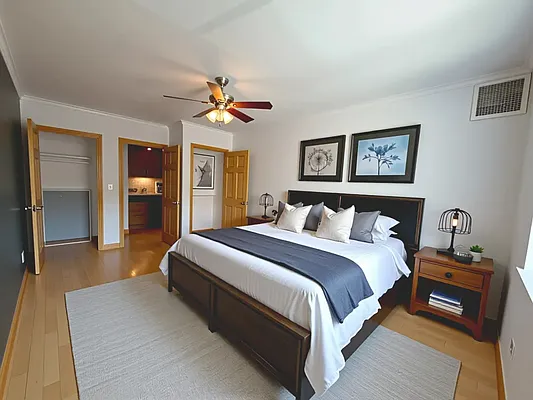 Sold by Pecoraro Realty of NYC LLC | media 24