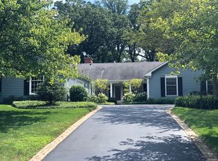 1025 Forest Hill Rd, Lake Forest, IL 60045