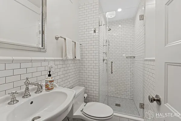 Rented by Halstead Real Estate | media 17