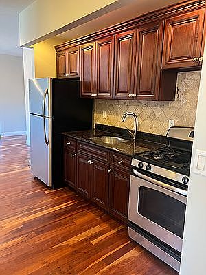 3rd image of 2205 3rd Ave APT 3E