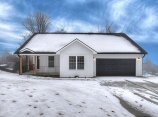 218 Old Siam Rd, Elizabethton, TN 37643