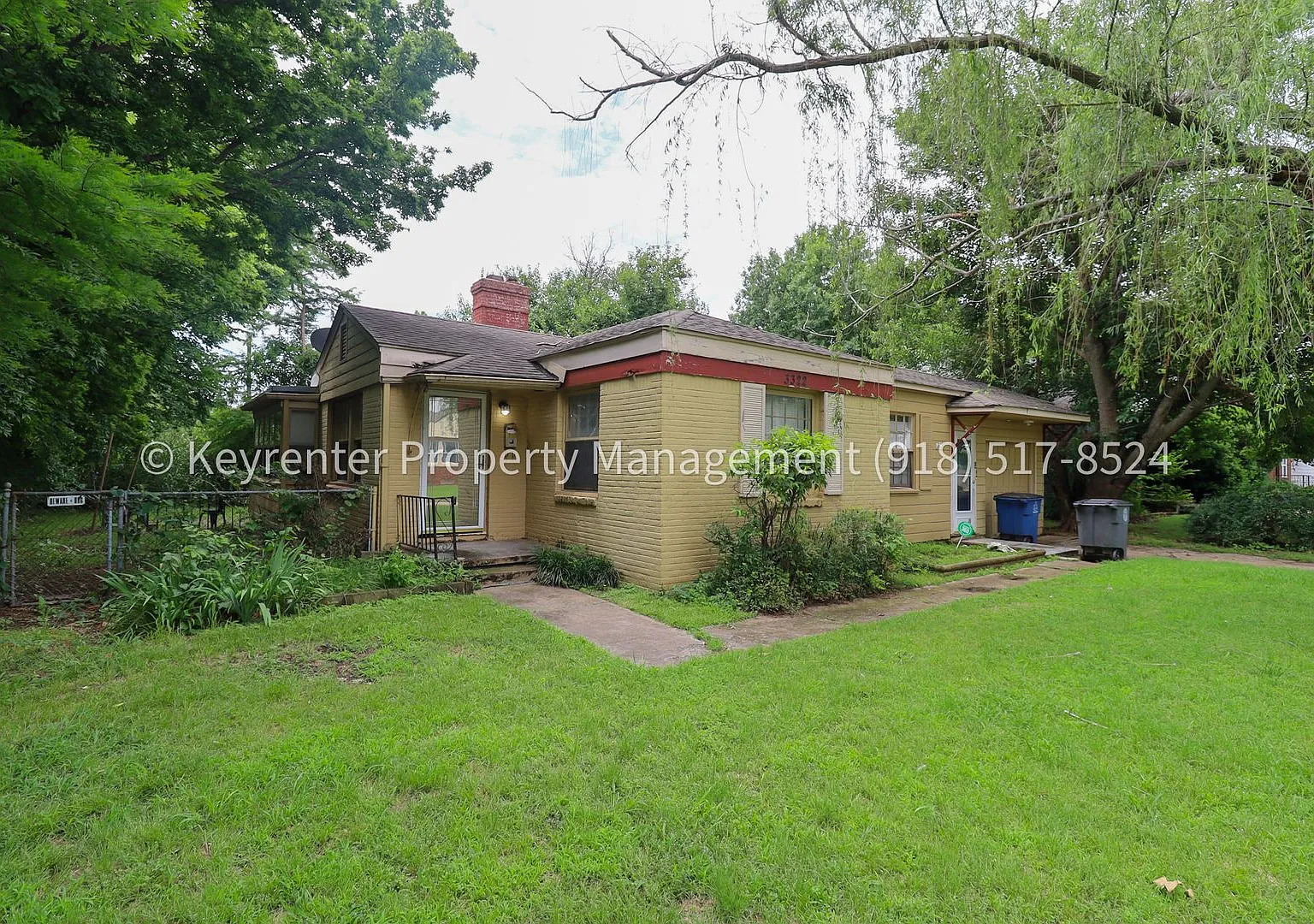 Charming 3-Bedroom, 1-Bath Home — Photo 3
